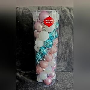 New Mrs. Claus' Bakery 50-Count Shatterproof Ornaments Mix 60 mm Nutcracker tone